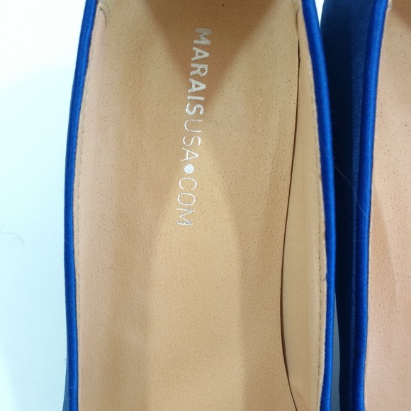 Blue Velvet Marias Heels Size 9 - Picture 6 of 7